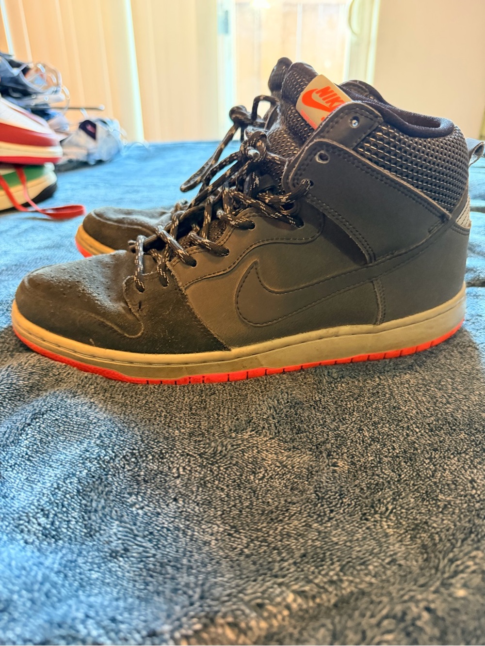 Nike SB Dunk High Pro Black Red Skate Shoes Sneakers Size 10.5 - Picture 4 of 4